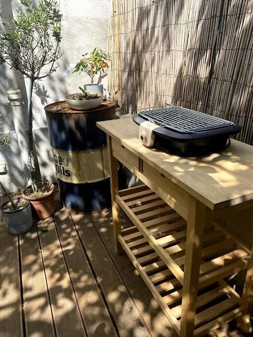 Appartamento Studio Avec Terrasse ! Parigi